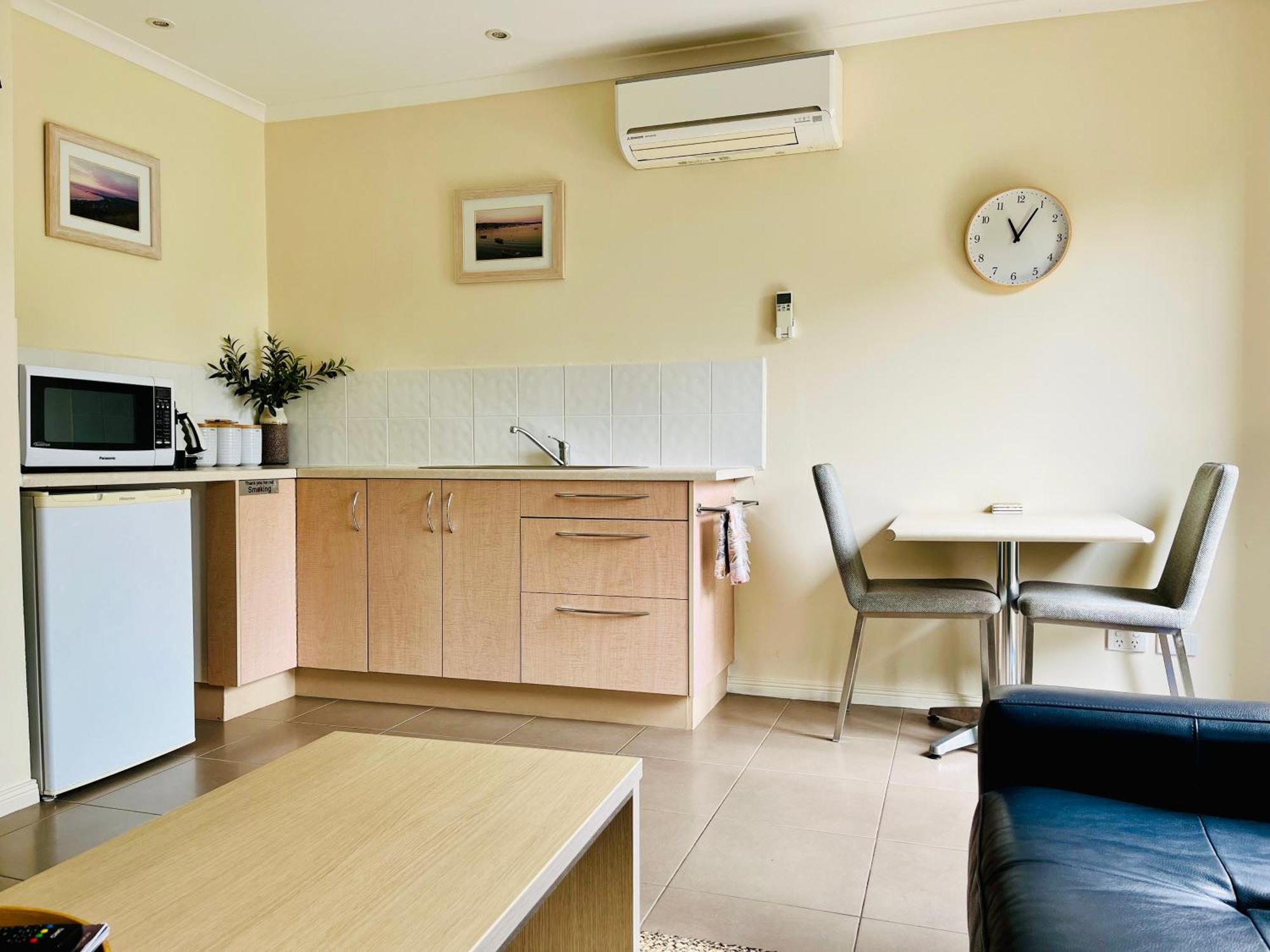 Marengo Beach Studios- Pet Friendly Екстериор снимка